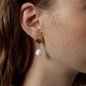 Wolf Circus Marcel Shell Pearl Gold Earrings